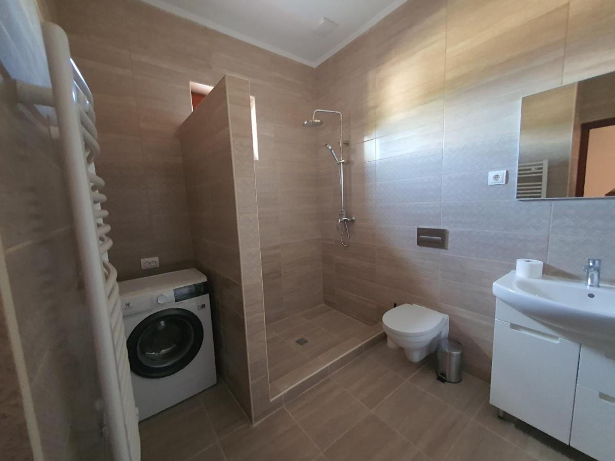 Bereg-Travel Hotel Екстериор снимка